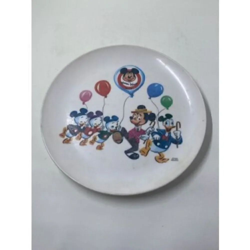 Vintage Mickey Mouse Club Donald Duck Melamine Child's Plate 7" inches